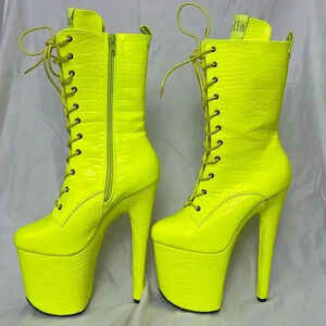 Hella Heels Oh Snap Wide Fit Boots